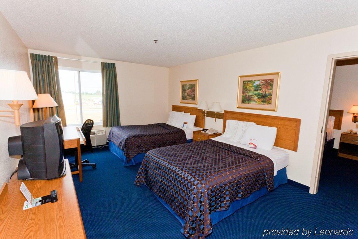 Red Roof Inn Clyde Стая снимка